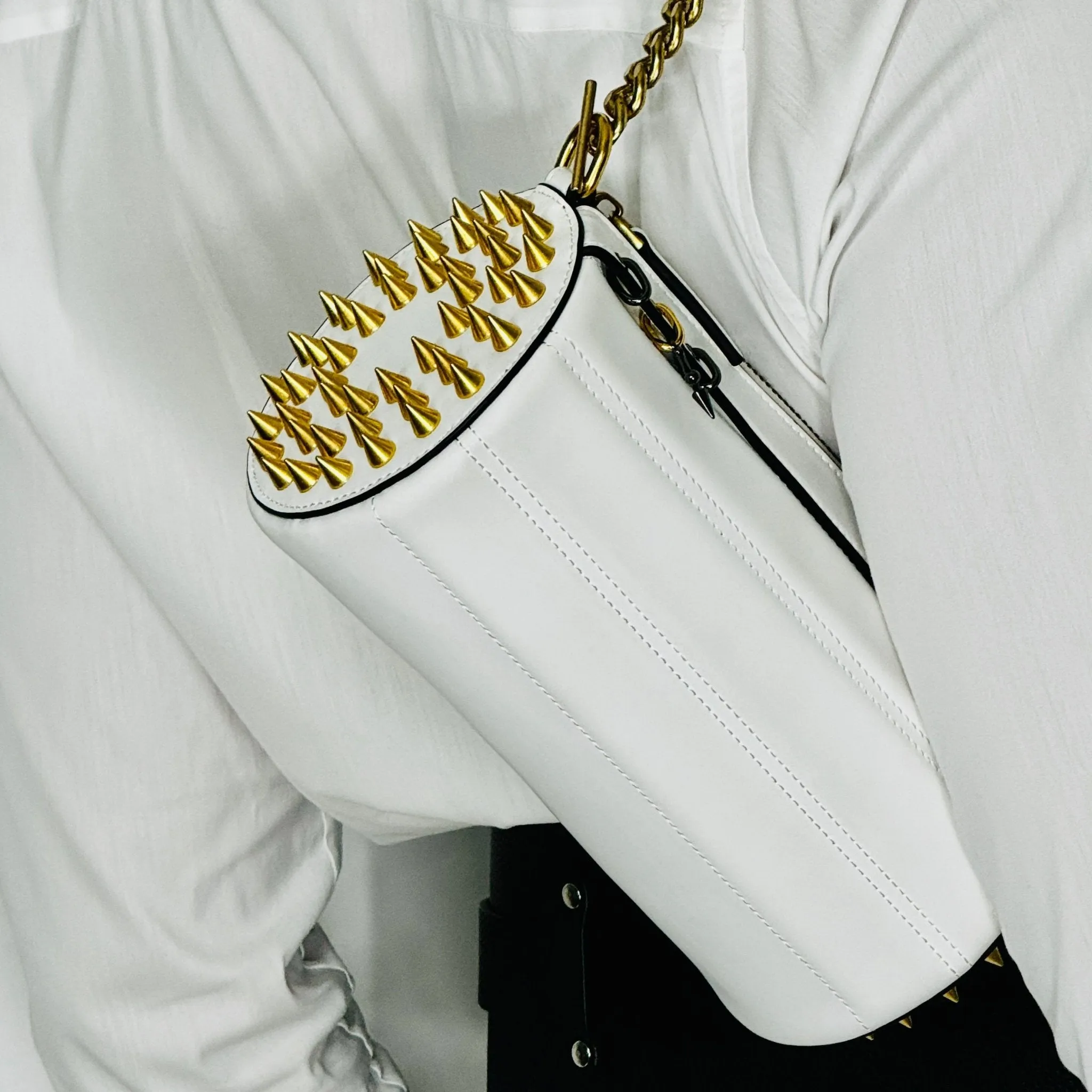 140E Tube Cross-body Bag in White with Chain