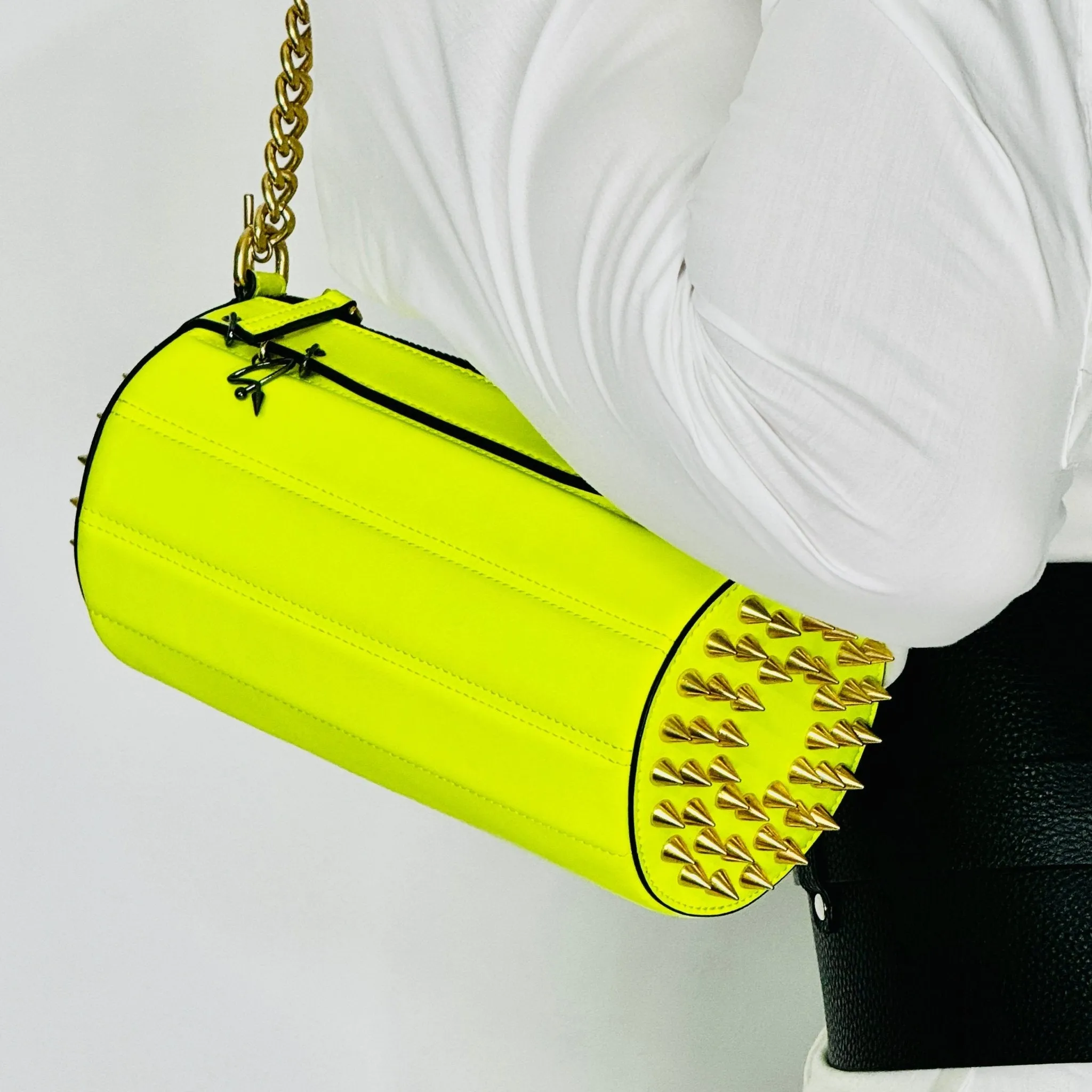 140E Tube Cross-body Bag in White with Chain