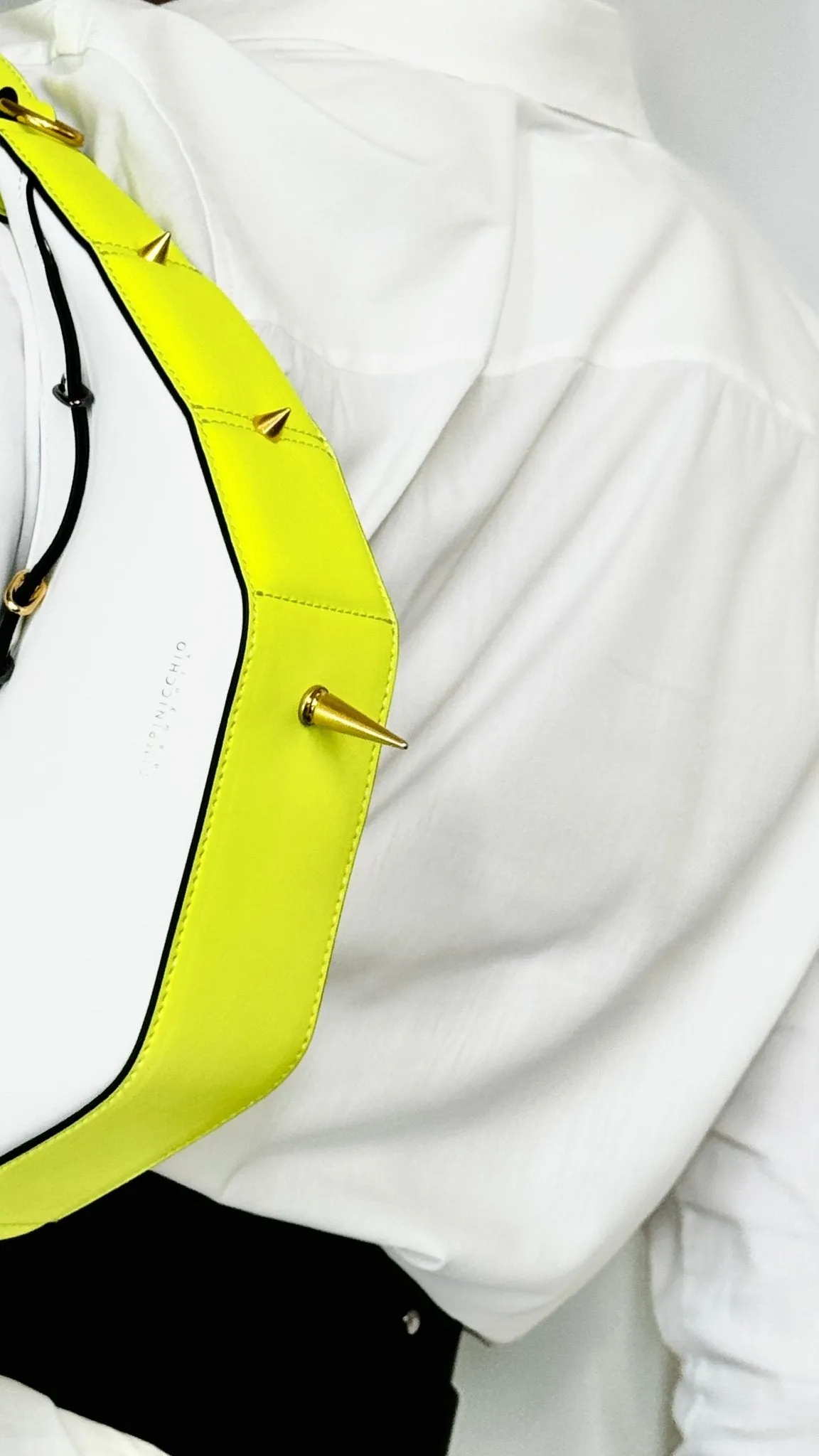 515W Asymmetrical Hobo Bag In Black