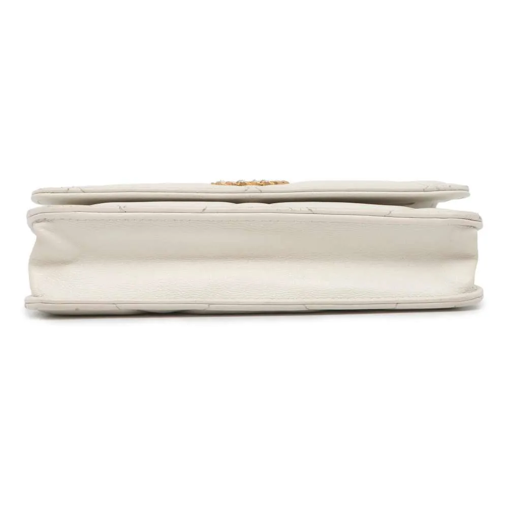 CHANEL 19 Chain wallet White AP0957 Lambskin