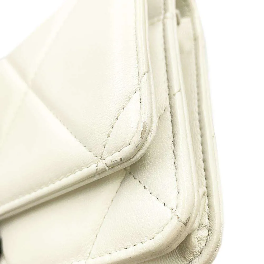 CHANEL 19 Chain wallet White AP0957 Lambskin