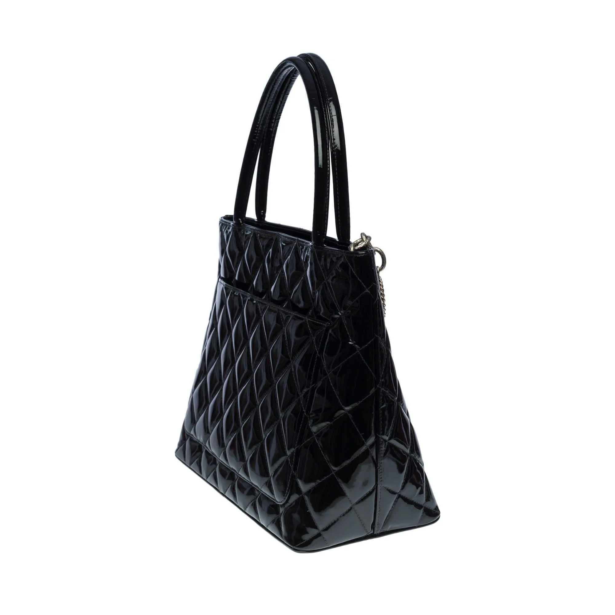 CHANEL Beautiful Cabas Medallion bag in black patent leather, SHW